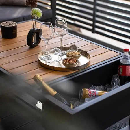 Lux Mobile Homes - Two Bedroom With Private Hot Tub Aria * Vodice