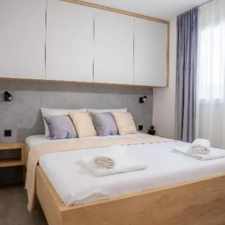 Lux Mobile Homes - Two Bedroom With Private Hot Tub Aria Βόντιτσε